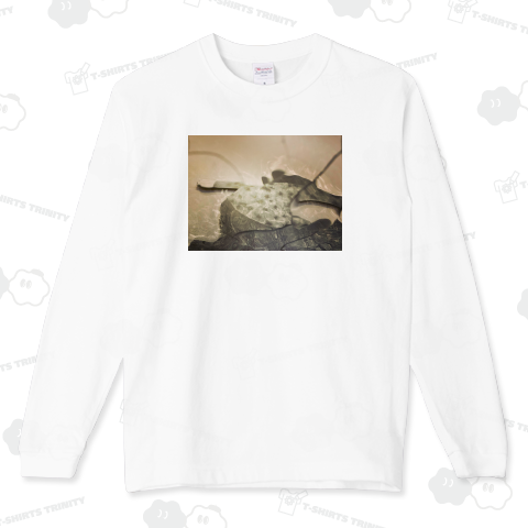 鏡の中の二日酔いの人