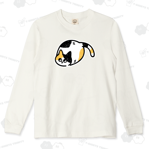 丸っこい猫(三毛猫)