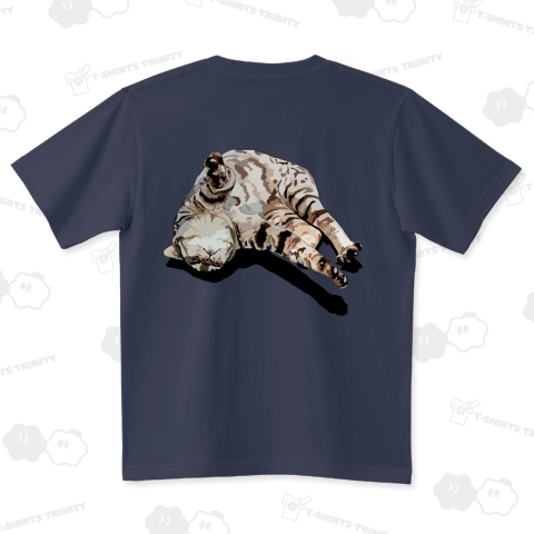 寝ころぶネコ(背中)