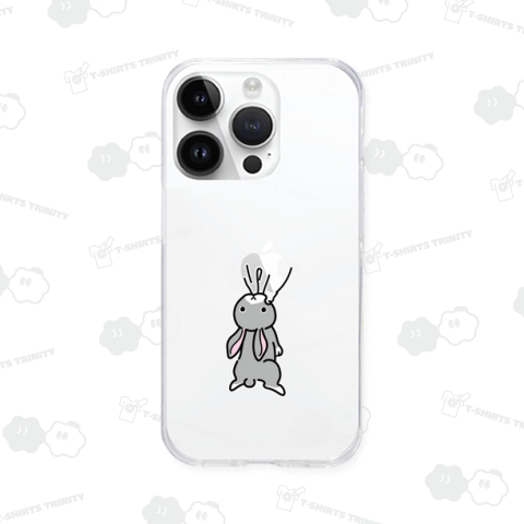 Tシャツに嚙みついたウサギ