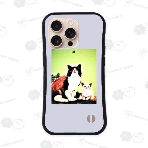 クモに怯える子猫