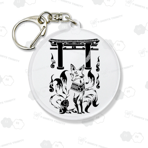 九尾の狐と鳥居