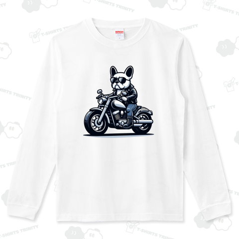 アメリカンバイクに颯爽と乗るフレンチブルドッグ