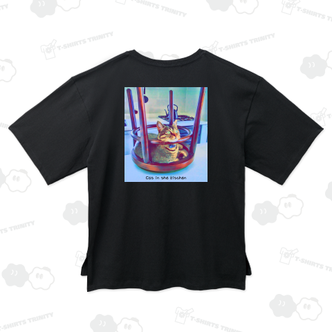 【背中プリント】Cat in the kitchen イラスト風《図案位置 拡大縮小 文字入れ等 カスタマイズ可能》