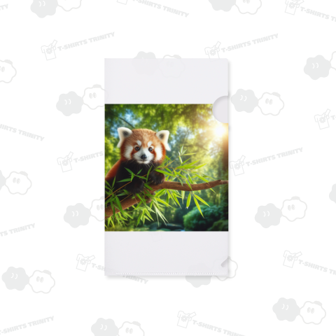 山とレッサーパンダ