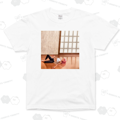 ヨガポーズ「横たわった合せきのポーズ」