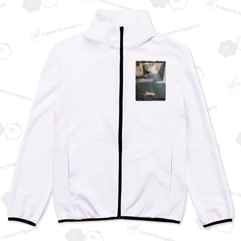 おるね写真 おなか見えてる猫