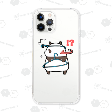 ハンガーの呪いに驚くパンダ